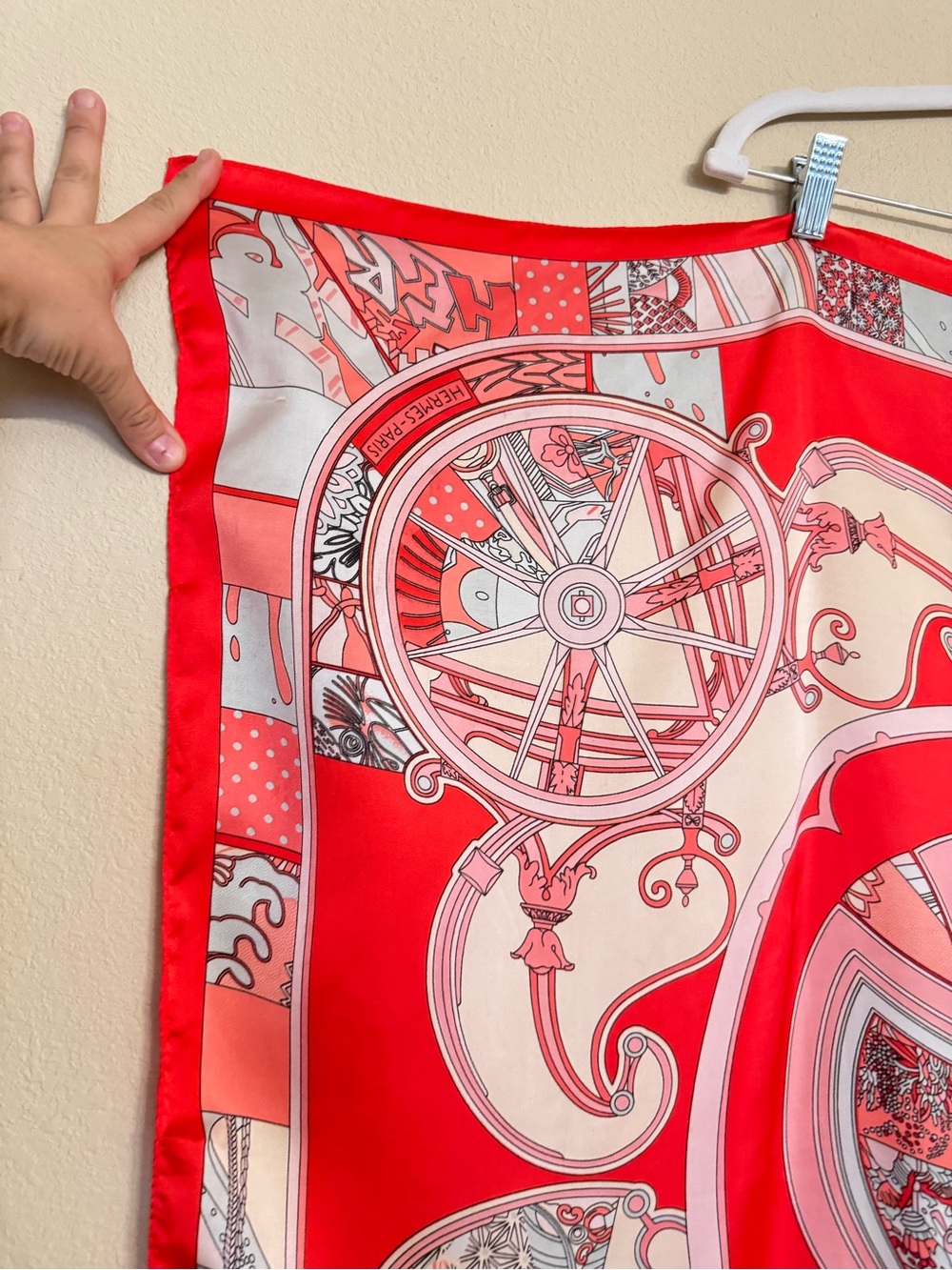HERMES WASHINGTON CARRIAGE Cashmere Rouge Grenadine Pink Rose Designer Scarf - Picture 4 of 16